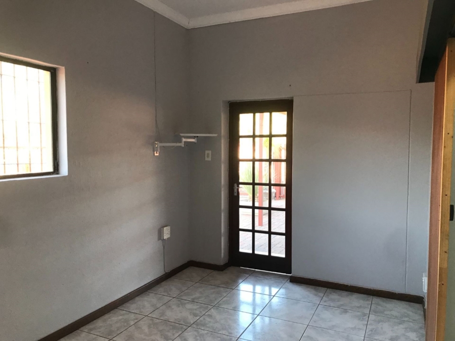 4 Bedroom Property for Sale in Oosterville Northern Cape